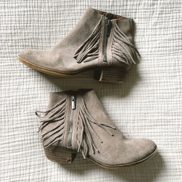 Lucky Brand Women's Beeliner Fringe Booties - Picture 1 of 6